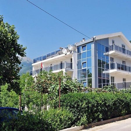 M-Club Hotel Будва Екстер'єр фото